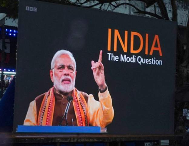 नरेन्द्र मोदीमाथि बीबीसीले बनाएको वृत्तचित्र हेरेको भन्दै १० विद्यार्थीलाई विश्वविद्यालयबाट निलम्बन